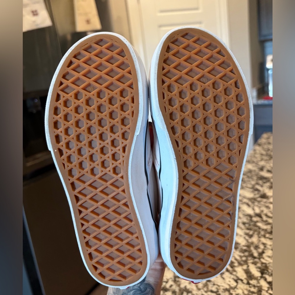Peanuts Kids Vans - Picture 4 of 5